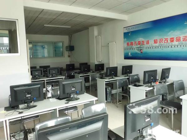太原電腦學校 平面設計與軟件開發，行知堂助您成就理想之路